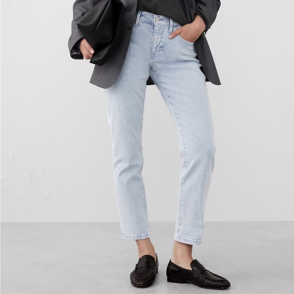 Banana Republic // Girlfriend Jean